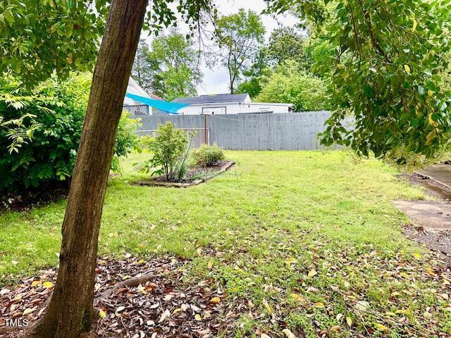 3810 Pendergrass St, Durham, NC 27704 - view of yard