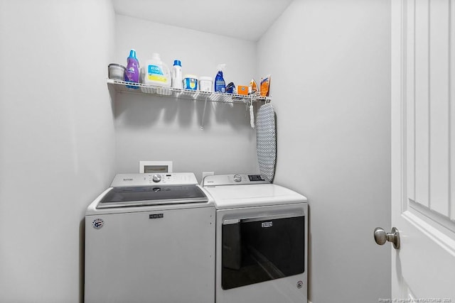 265 Tactical Dr, Bunnlevel, NC 28323 - laundry area featuring washing machine and clothes dryer