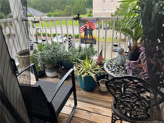 621 Marshtree Ln Unit 303, Fayetteville, NC 28314 - view of balcony