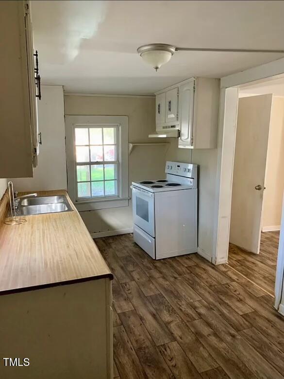 207 2nd St, Erwin, NC 28339 - photo 6
