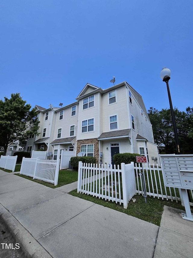 401 Coalinga Ln Unit 106, Raleigh, NC 27610
