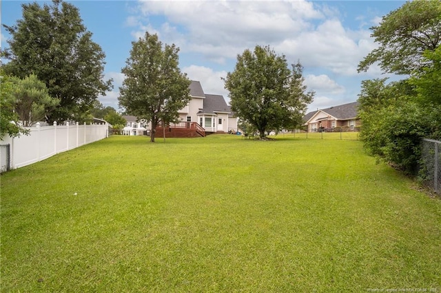3538 Gables Dr, Fayetteville, NC 28311 - view of yard