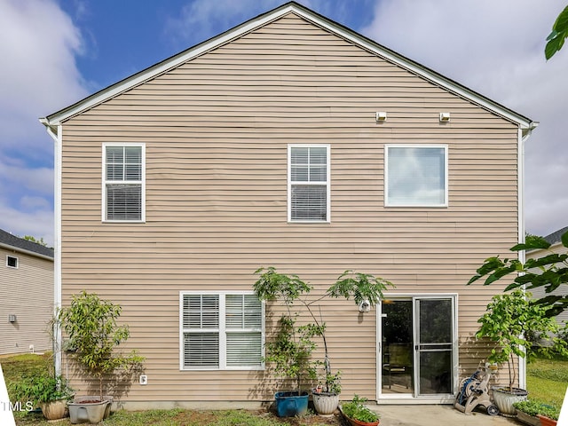 3515 Mountain Brook Cir, Durham, NC 27704 - view of back of property