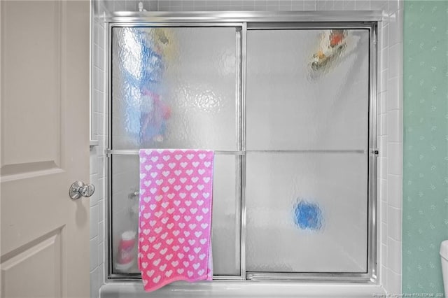 2409 Cypress Lakes Rd, Hope Mills, NC 28348 - bathroom featuring a shower with door
