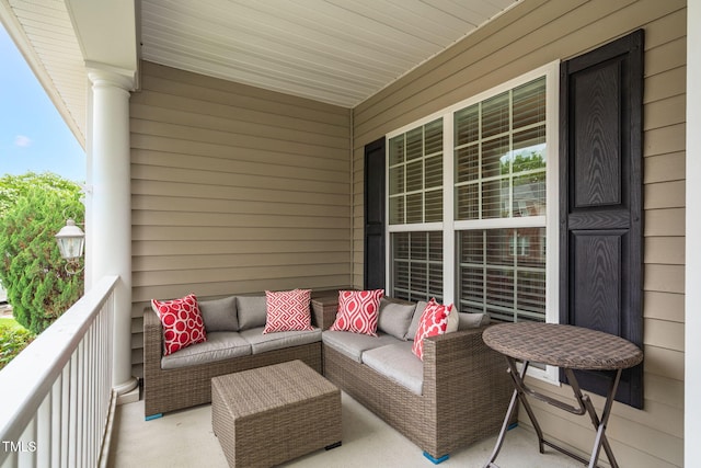 1428 White Opal Dr, Knightdale, NC 27545 - balcony with an outdoor hangout area