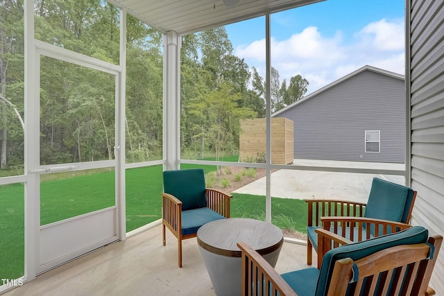 128 Bruce Dr, Dunn, NC 28334 - view of sunroom