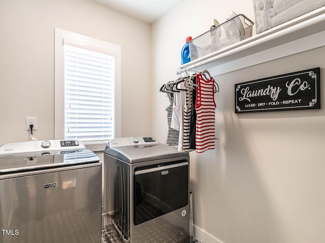 1610 Draper View Loop Unit 101, Raleigh, NC 27608 - laundry area with washing machine and dryer