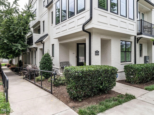 1610 Draper View Loop Unit 101, Raleigh, NC 27608 - entrance to property with brick siding
