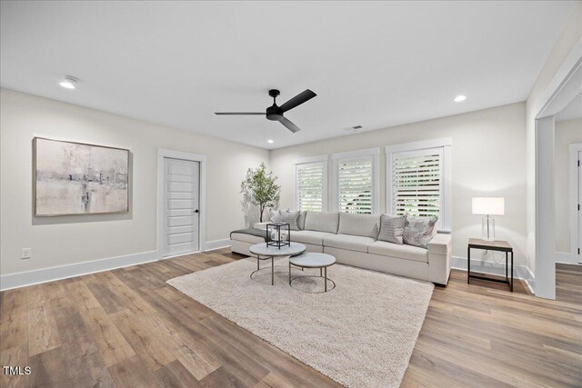 111 Stone Park Dr, Wake Forest, NC 27587 - living area with ceiling fan, baseboards, light wood finished floors, and recessed lighting