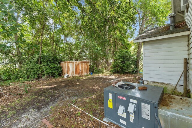 517 E 14th St, Lumberton, NC 28358 - view of yard