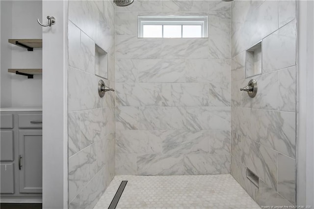 120 Wood Valley Ln, Raeford, NC 29376 - bathroom featuring tiled shower
