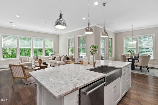 728 Peninsula Forest Pl, Cary, NC 27519 - kitchen featuring dishwasher, plenty of natural light, dark wood-style floors, crown molding, and recessed lighting
