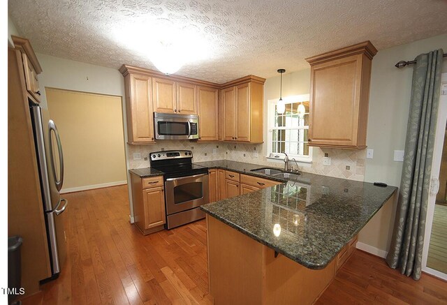 116 Trinity Woods Dr, Raleigh, NC 27607 - photo 8
