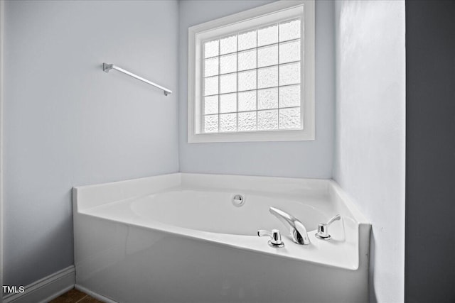 224 Swann Trl, Clayton, NC 27527 - full bath with a garden tub