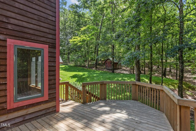 4110 Stoneycreek Rd, Chapel Hill, NC 27514 - deck with a lawn