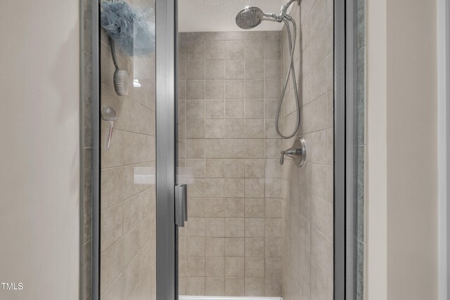 8111 Yaxley Hall Dr, Raleigh, NC 27616 - photo 27