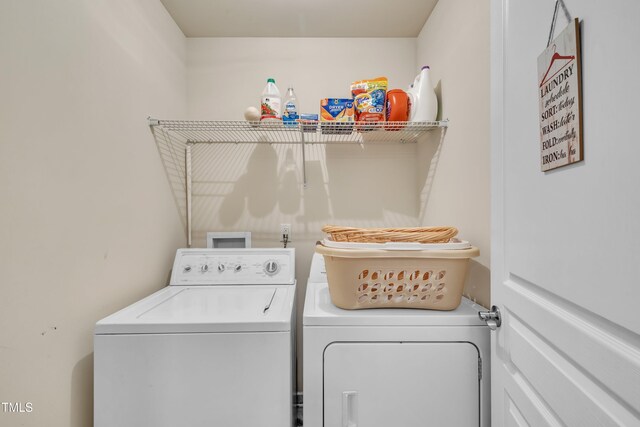 8111 Yaxley Hall Dr, Raleigh, NC 27616 - photo 30
