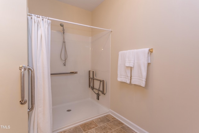 2026 Heritage Pines Dr, Cary, NC 27519 - full bath featuring a shower with shower curtain and baseboards