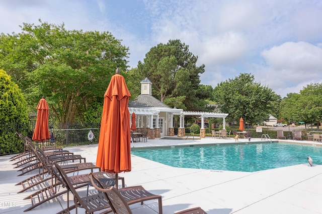 2026 Heritage Pines Dr, Cary, NC 27519 - community pool with a pergola and a patio area