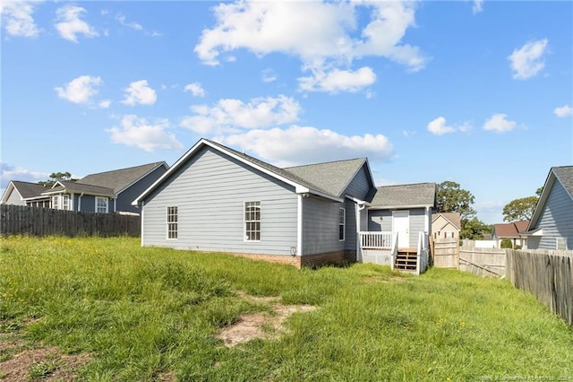 1419 Acacia Dr, Fayetteville, NC 28314 - view of back of house