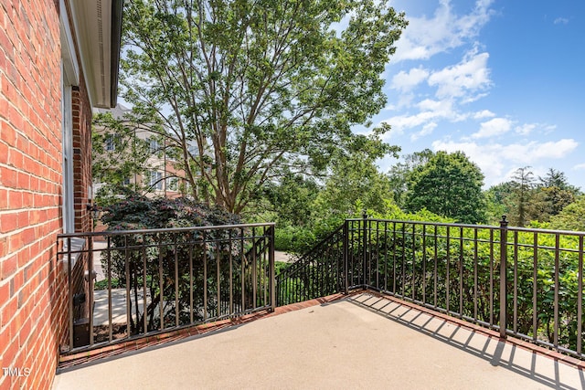 218 W Barbee Chapel Rd, Chapel Hill, NC 27517 - view of balcony