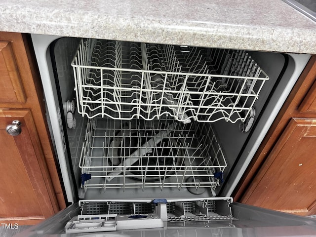 1527 Haywards Heath Ln, Apex, NC 27502 - kitchen view of dishwasher