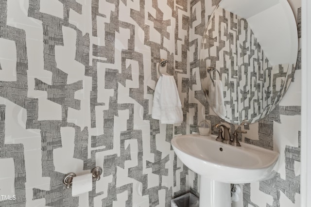 142 N White St # 100, Wake Forest, NC 27587 - view of bathroom