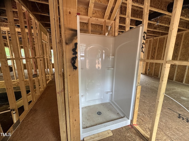 5504 Jaeger Dr Lot # 76, Graham, NC 27253 - bathroom featuring a shower