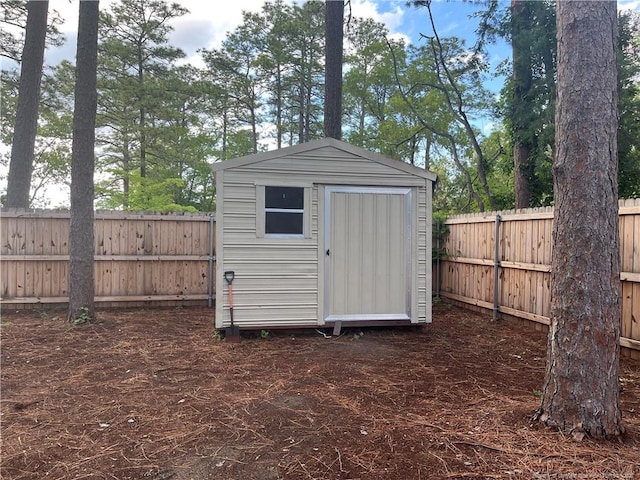 3914 Coventry Rd, Fayetteville, NC 28304 - view of shed featuring a fenced backyard