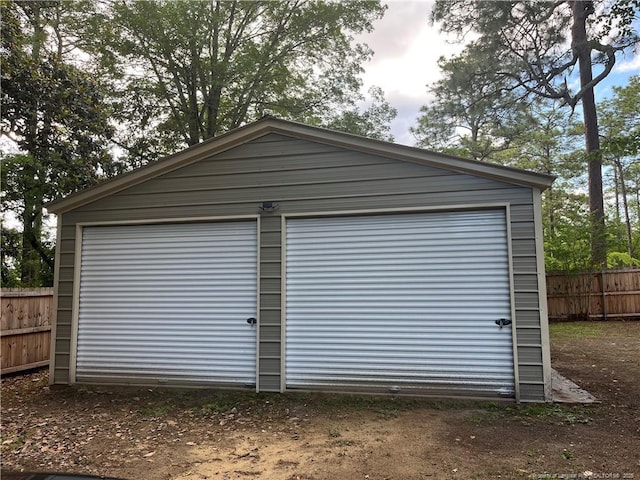 3914 Coventry Rd, Fayetteville, NC 28304 - view of detached garage