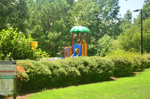 105 Troyer Pl, Apex, NC 27502 - photo 25
