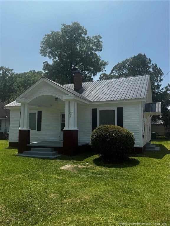 1007 N Water St, Lumberton, NC 28358 - photo 1