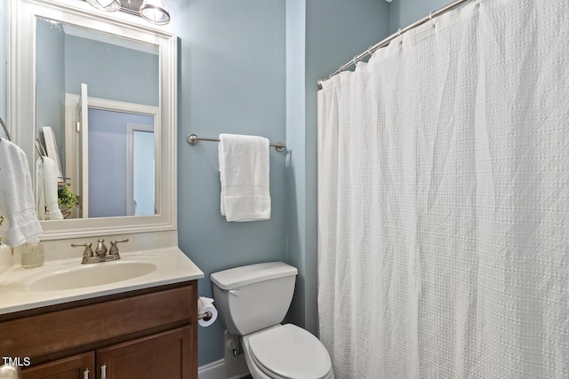 853 Bluffcreek Dr, Fuquay Varina, NC 27526 - full bath with vanity and curtained shower