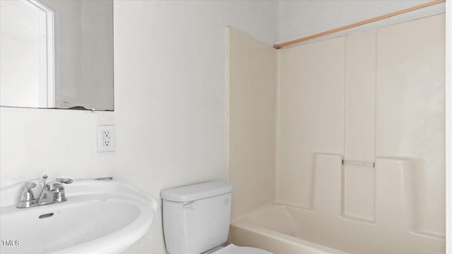 2396 Spring Valley Rd, Henderson, NC 27537 - bathroom featuring a sink, toilet, and  shower combination