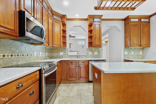 104 Shady Ridge Ct, Apex, NC 27502 - kitchen with appliances with stainless steel finishes, open shelves, a sink, tasteful backsplash, and ceiling fan