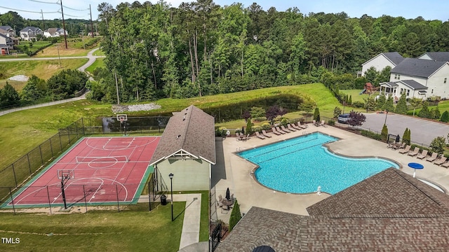 3032 Curling Creek Dr, Apex, NC 27502 - community pool featuring community basketball court