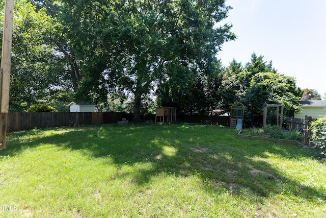 328 Mccarthy Dr, Clayton, NC 27527 - view of yard
