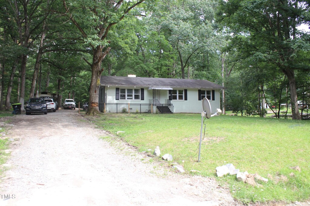 908 Valmet Dr, Durham, NC 27703 - photo 1