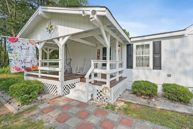 784 Crawford Rd, Coats, NC 27521 - view of front facade with covered porch