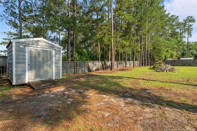 306 Longleaf Pines Dr, Raeford, NC 28376 - view of yard