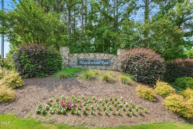 153 Hickory Nut Dr, Smithfield, NC 27577 - view of community / neighborhood sign