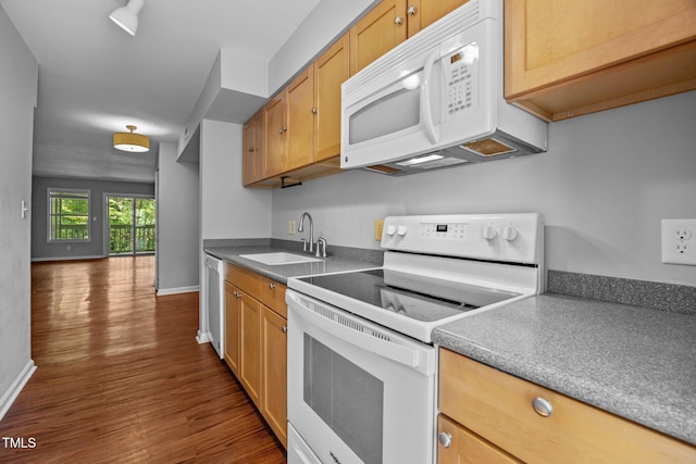 134 Kingsbury Dr, Chapel Hill, NC 27514 - kitchen featuring white appliances, a sink, dark wood finished floors, and baseboards