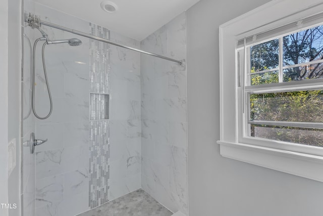 602 Dunbar St, Durham, NC 27701 - full bath with a marble finish shower