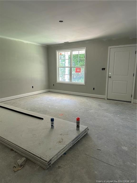 6207 Glenlea Cir, Fayetteville, NC 28314 - unfurnished living room featuring baseboards