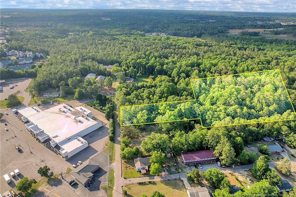 Davis St, Hope Mills, NC 28371