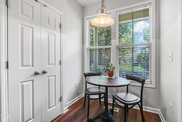412 Heritage Village Ln, Apex, NC 27502 - dining area with baseboards and dark wood-style floors