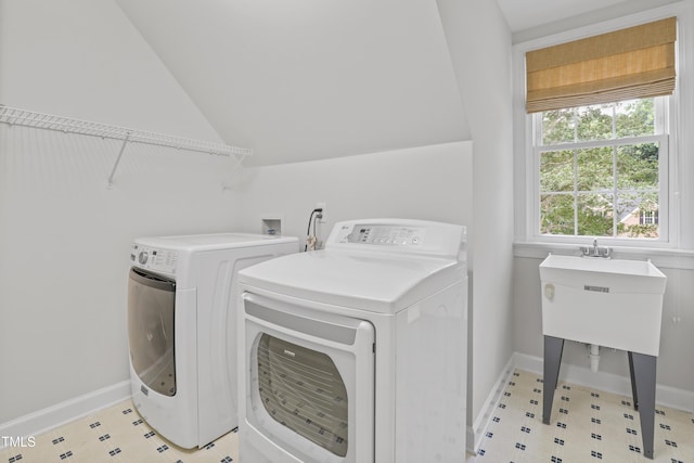 314 Chanticlair Dr, Apex, NC 27502 - washroom featuring washing machine and dryer and baseboards