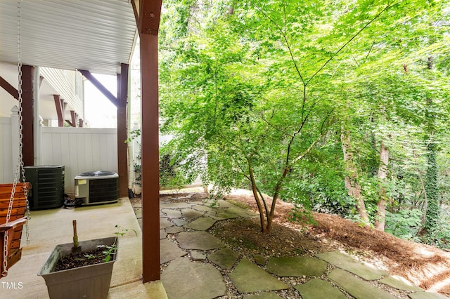 4724 Ludwell Branch Ct, Raleigh, NC 27612 - view of patio