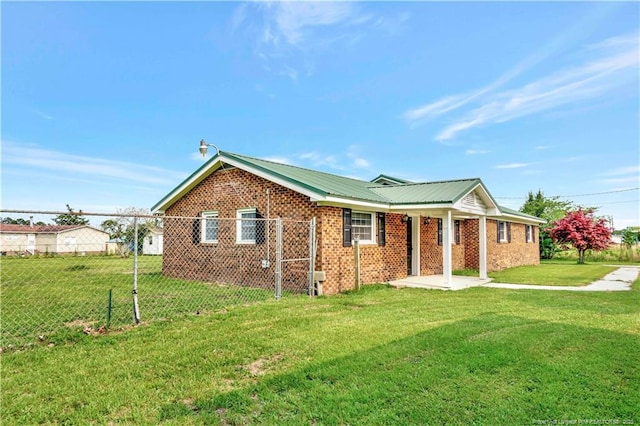2567 Alamac Rd, Lumberton, NC 28358 - photo 2