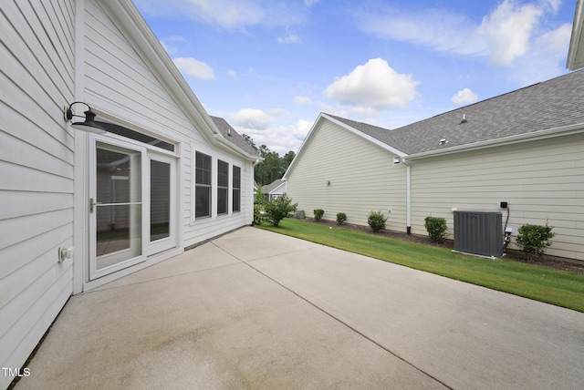 537 Bramble Ln, Clayton, NC 27527 - view of patio / terrace